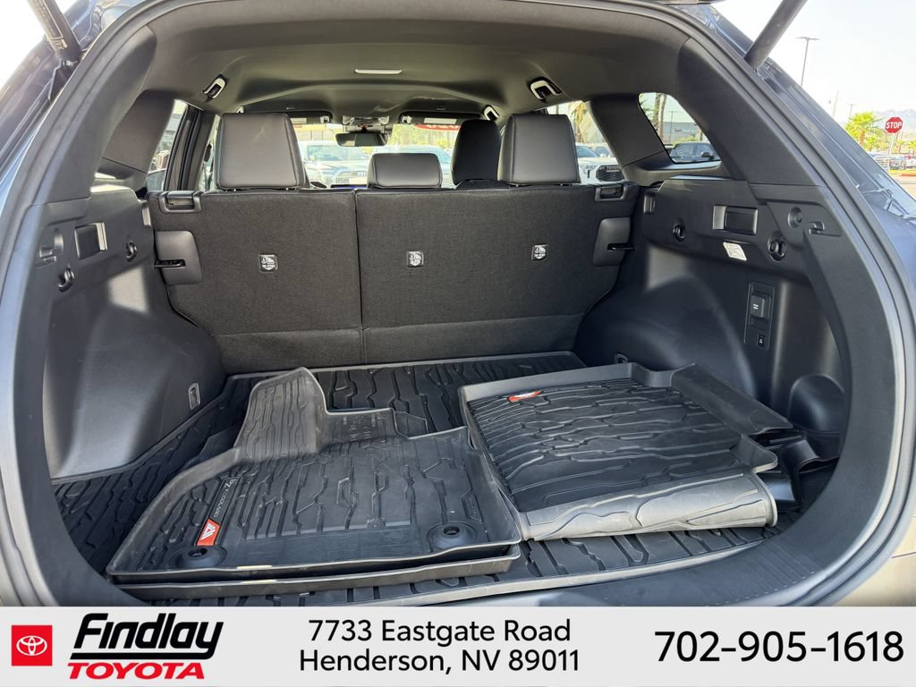 Certified 2026 Toyota bZ Woodland AWD/4WD image 18