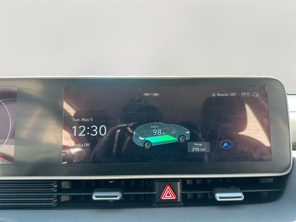 Used 2024 Hyundai Ioniq 5 SEL RWD image 15