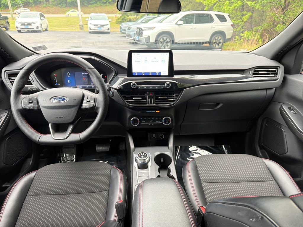 Used 2025 Ford Escape ST-Line AWD/4WD image 15