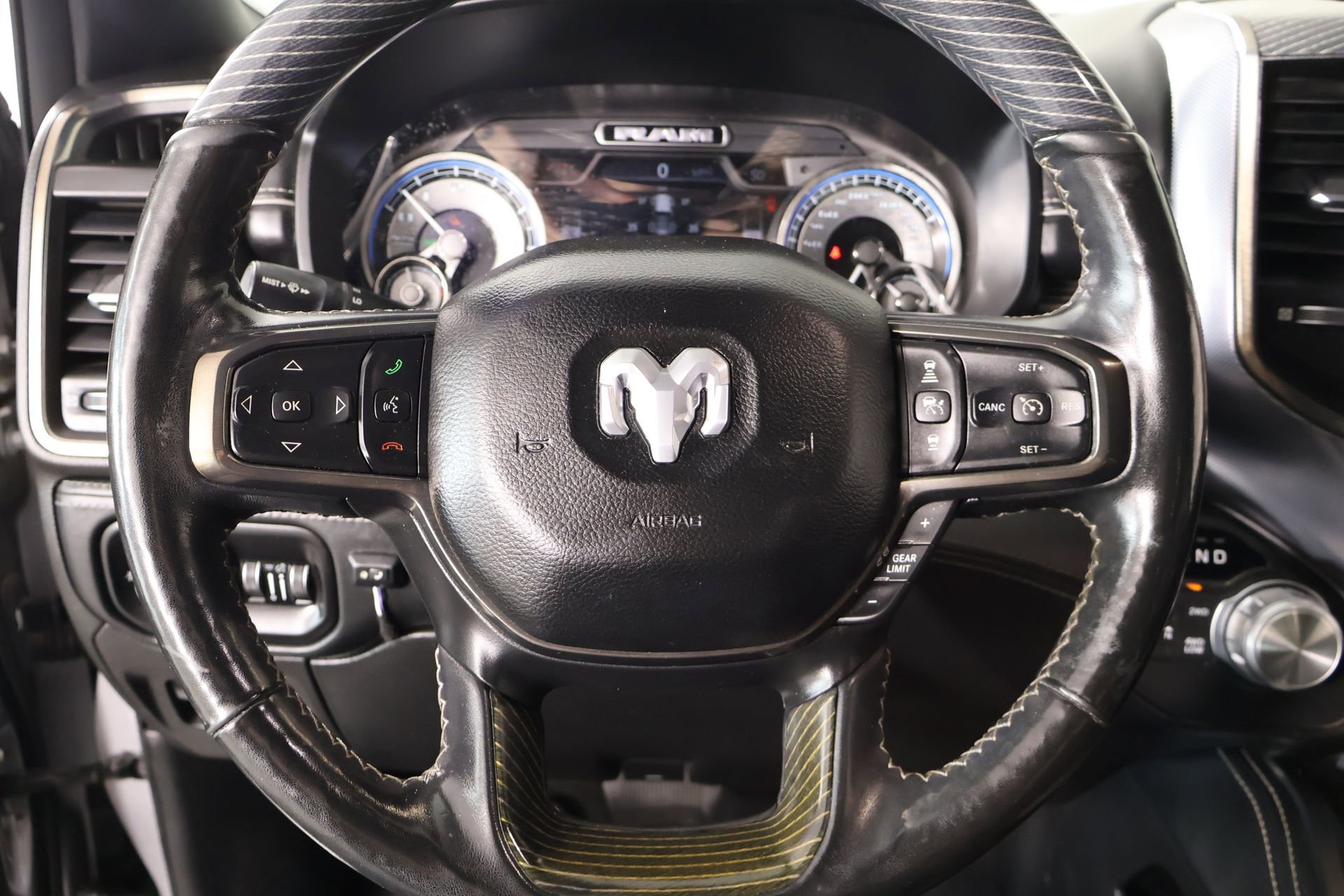 Used 2019 RAM 1500 Limited w/ Advanced Safety Group AWD/4WD image 3