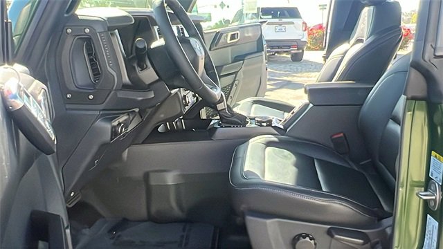 New 2025 Ford Bronco Badlands image 16