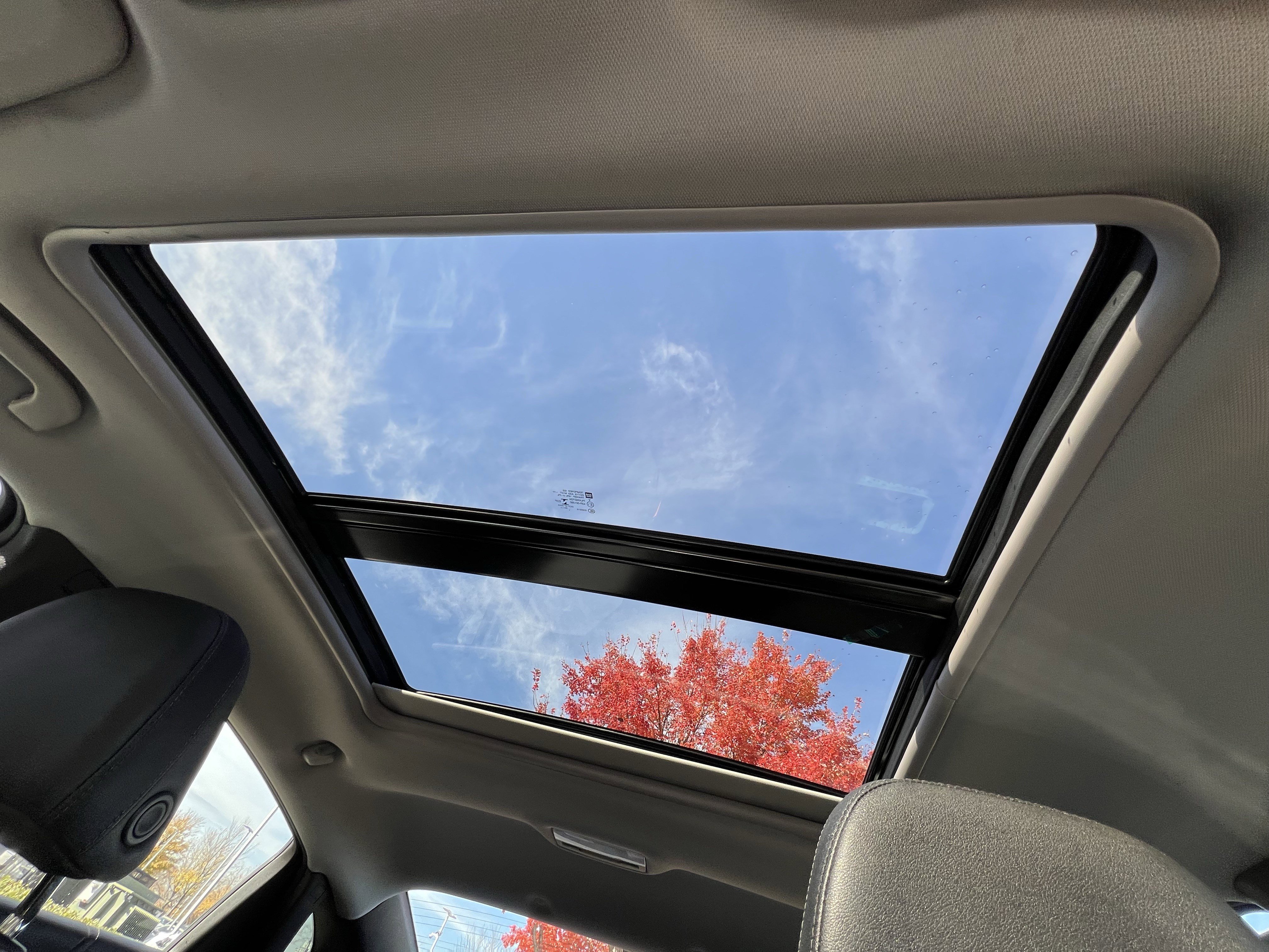 Used 2023 Chevrolet Malibu LT image 28