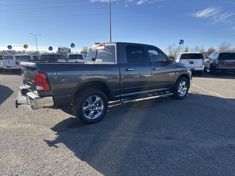 Used 2017 RAM 1500 Lone Star AWD/4WD image 3