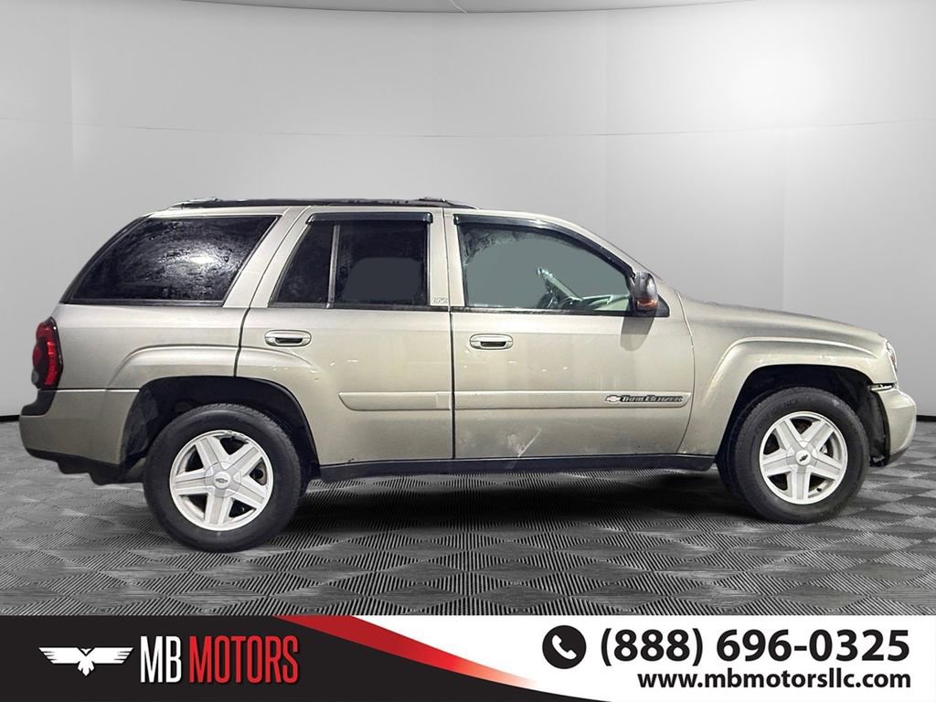 Used 2003 Chevrolet TrailBlazer LTZ image 2