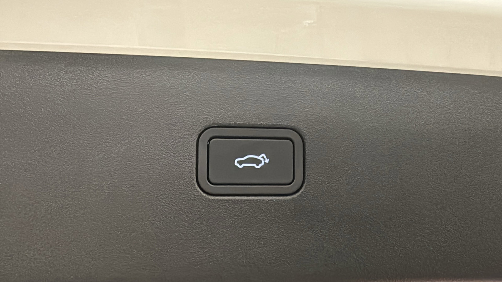 New 2026 Volvo EX30 Plus w/ Climate Package AWD/4WD image 28