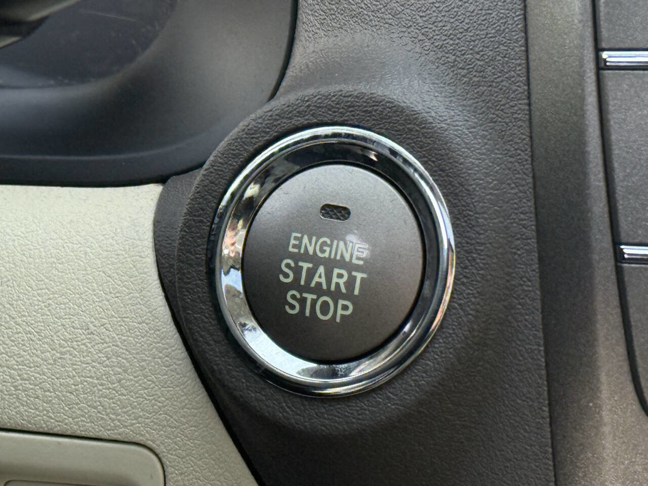 Used 2012 Lexus IS 250 Base 4dr Sedan 6A image 14