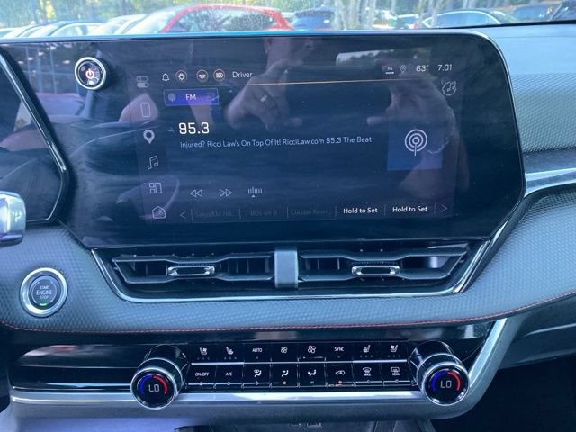 Used 2025 Chevrolet Equinox RS w/ Safety and Technology Package AWD/4WD image 13