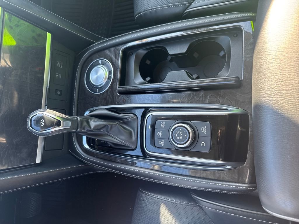 Used 2024 INFINITI QX80 Luxe image 27