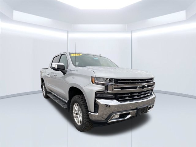 Used 2019 Chevrolet Silverado 1500 LTZ w/ LTZ Plus Package AWD/4WD image 2