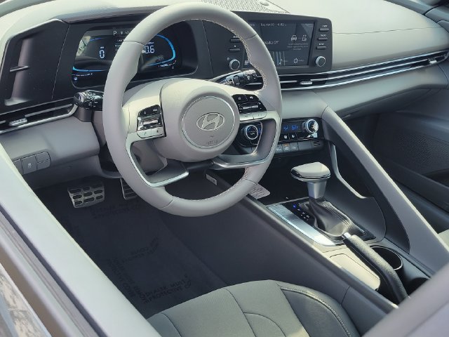 New 2026 Hyundai Elantra Sport FWD image 5