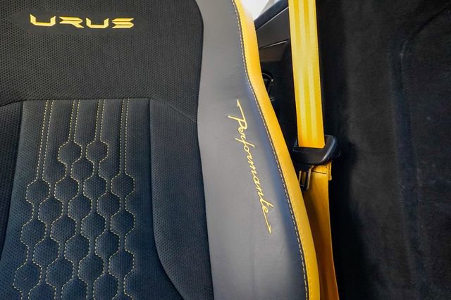 Used 2023 Lamborghini Urus Performante image 64