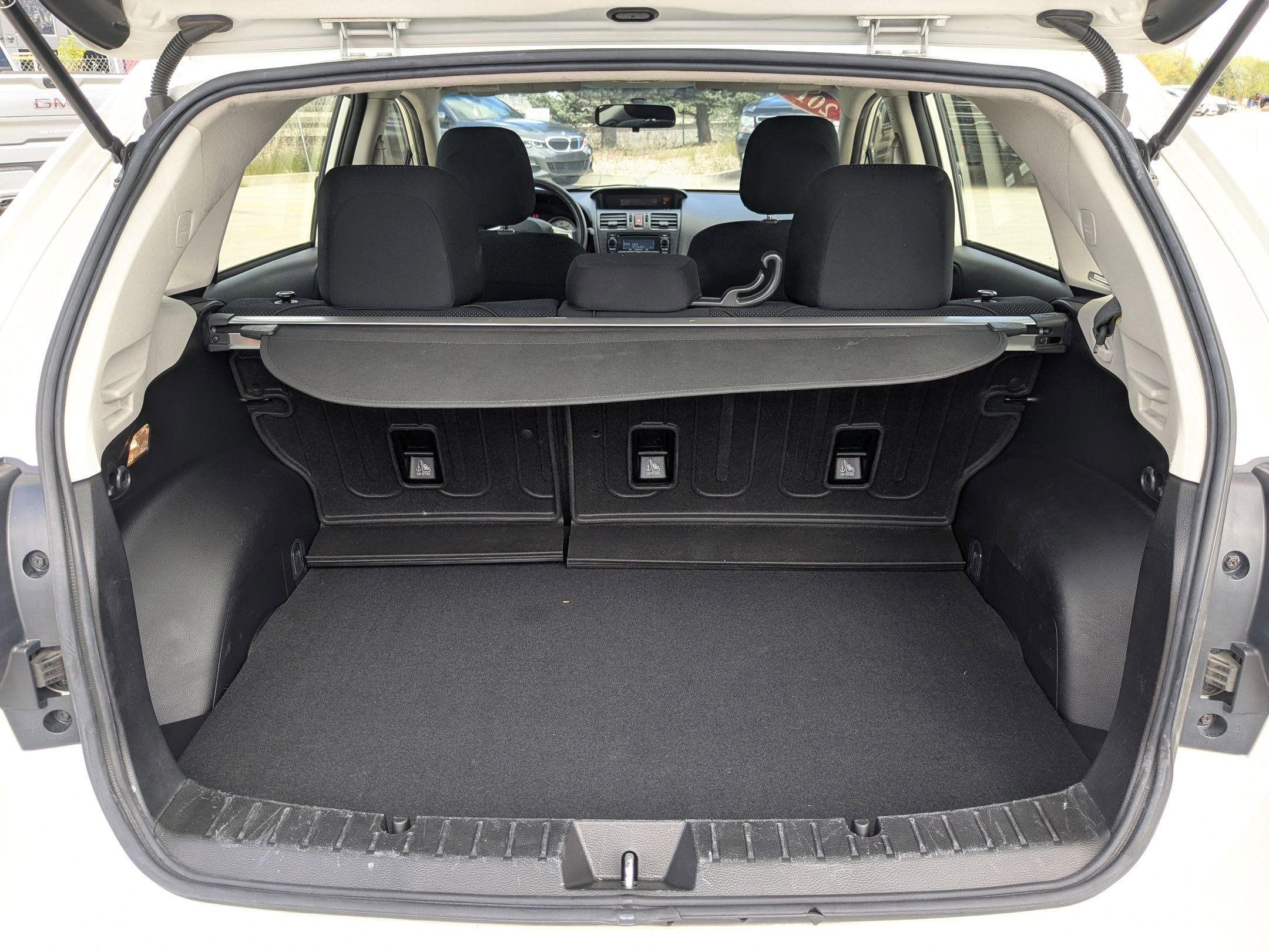 Used 2014 Subaru Impreza 2.0i Premium w/ All-Weather Package w/CVT image 29