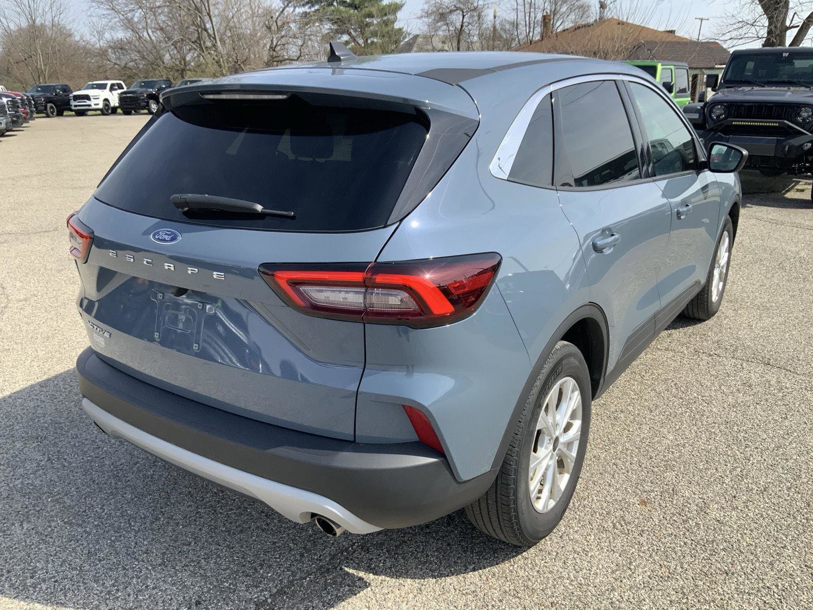 Used 2023 Ford Escape Active image 9