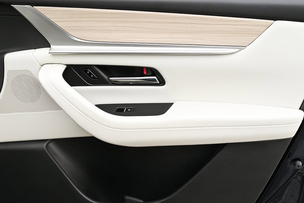 Certified 2025 MAZDA CX-90 3.3 Turbo w/ Premium Plus Pkg image 21