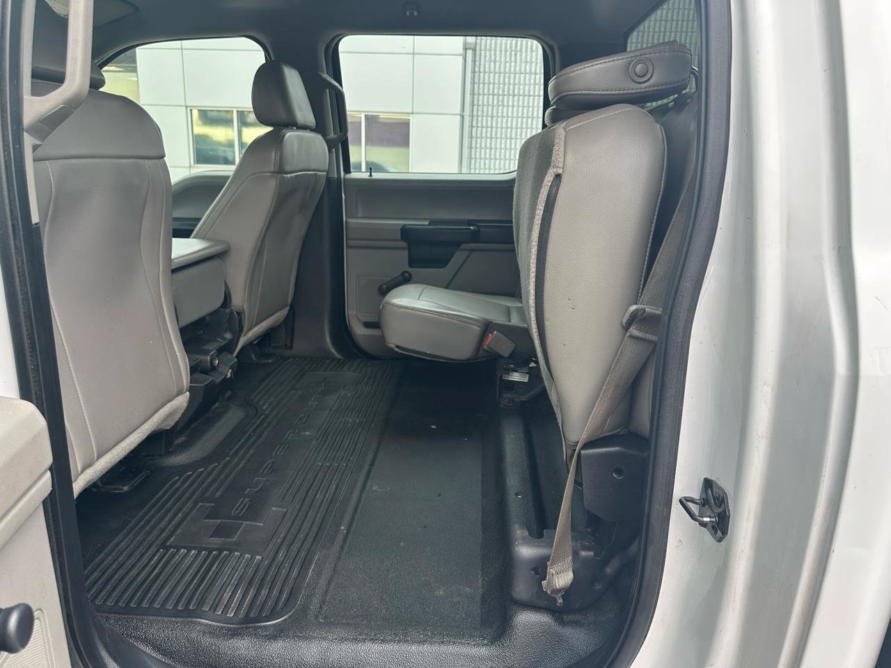 Used 2017 Ford F250 XL w/ XL Decor Group AWD/4WD image 28