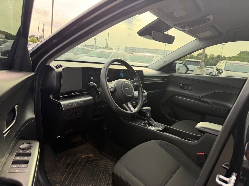Used 2025 Hyundai Kona SEL AWD/4WD image 26
