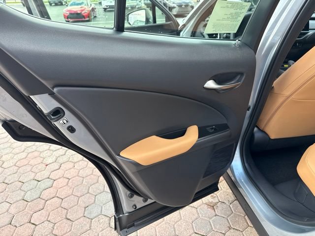New 2026 Lexus UX 300h AWD w/ Accessory Package (2T) image 27