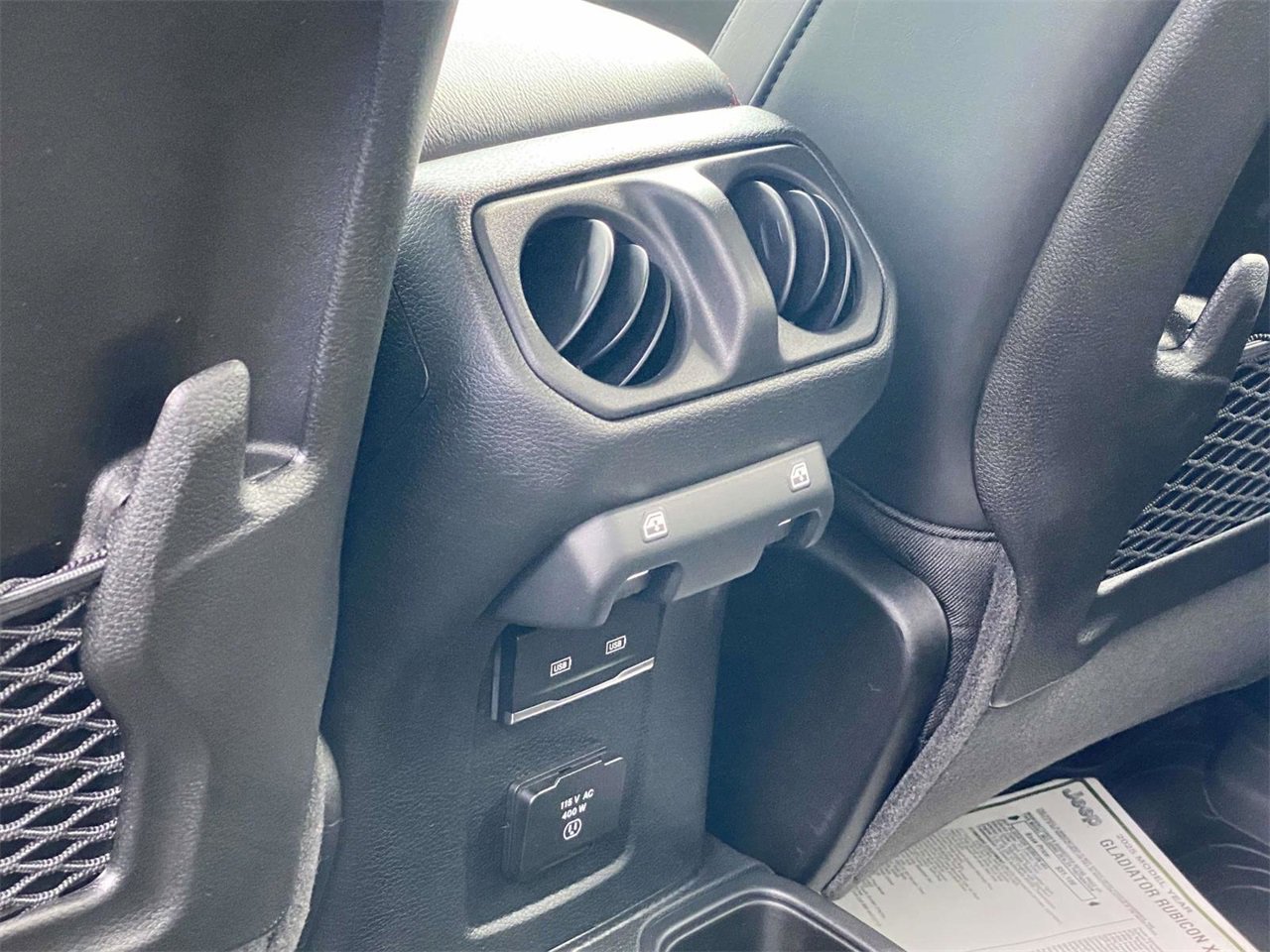 New 2025 Jeep Gladiator Rubicon image 29