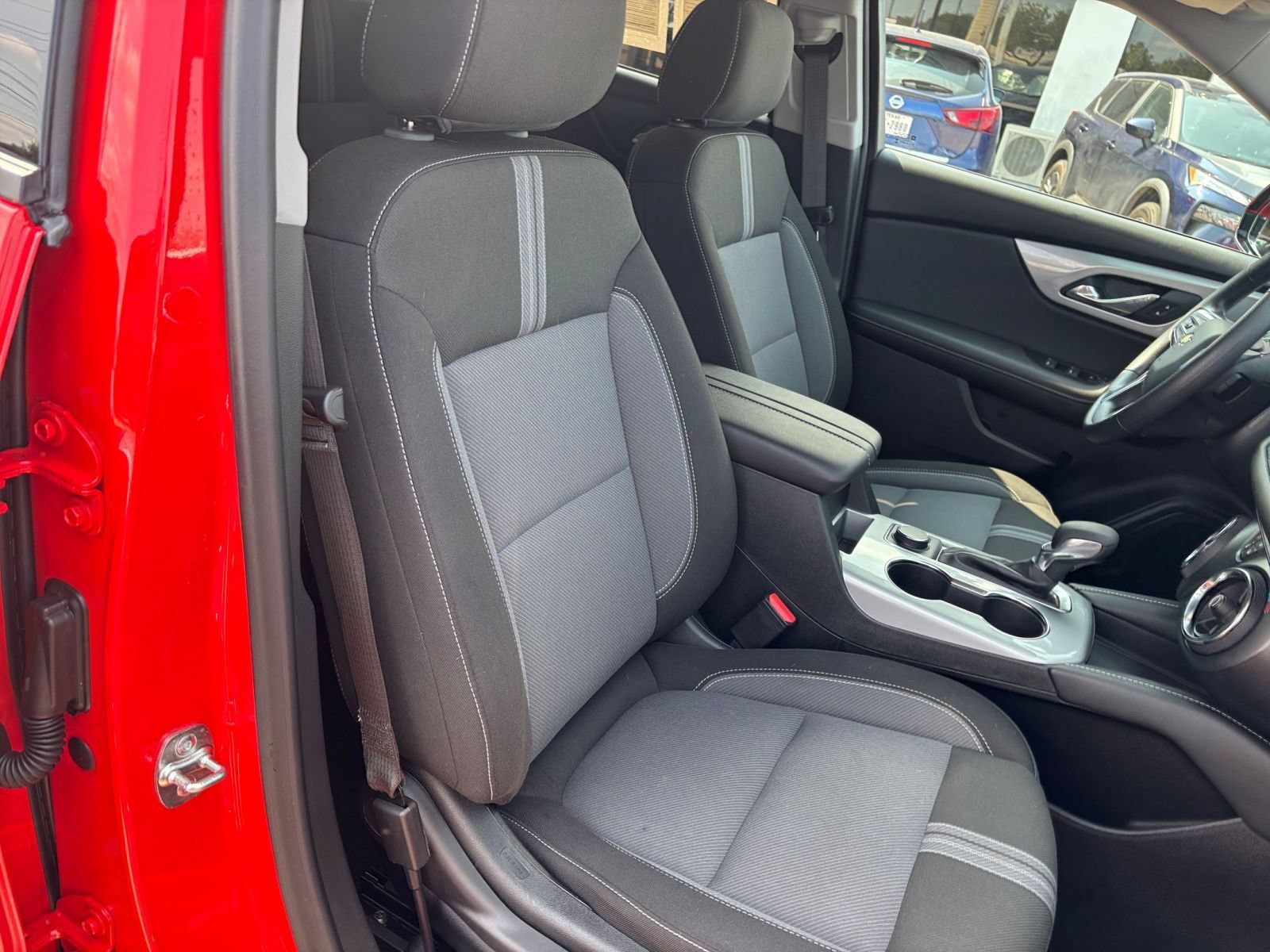 Used 2026 Chevrolet Blazer LT FWD image 36