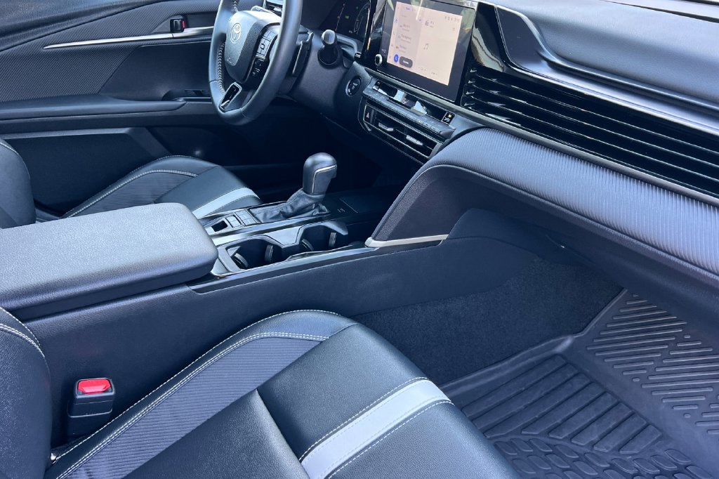 Certified 2026 Toyota Camry SE w/ Convenience Package FWD image 18