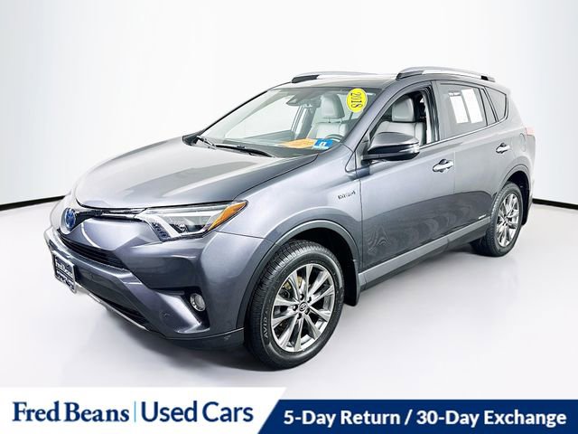 Used 2018 Toyota RAV4 Limited w/ Carpet Mat Package AWD/4WD image 4