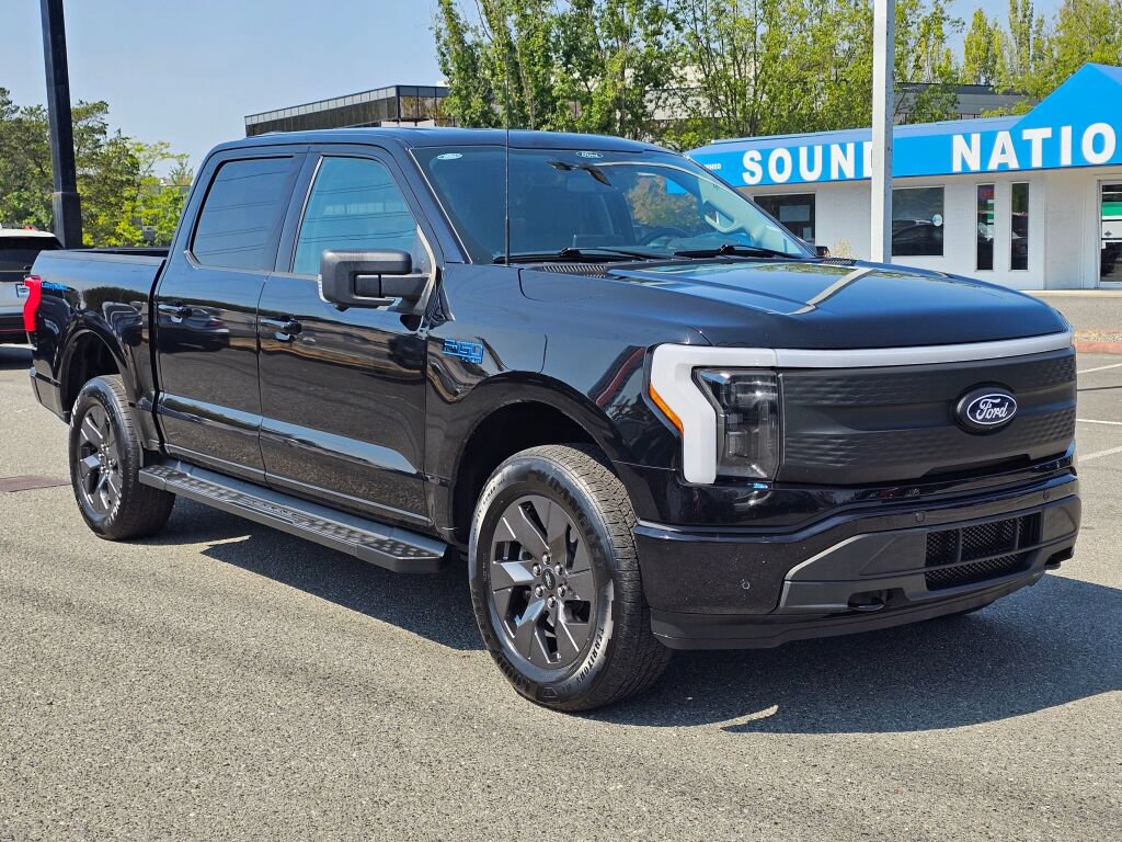 Certified 2024 Ford F150 Lightning Flash AWD/4WD image 3