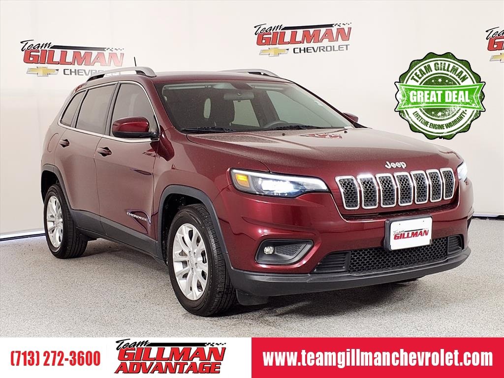 Used 2019 Jeep Cherokee Latitude w/ Popular Appearance Group