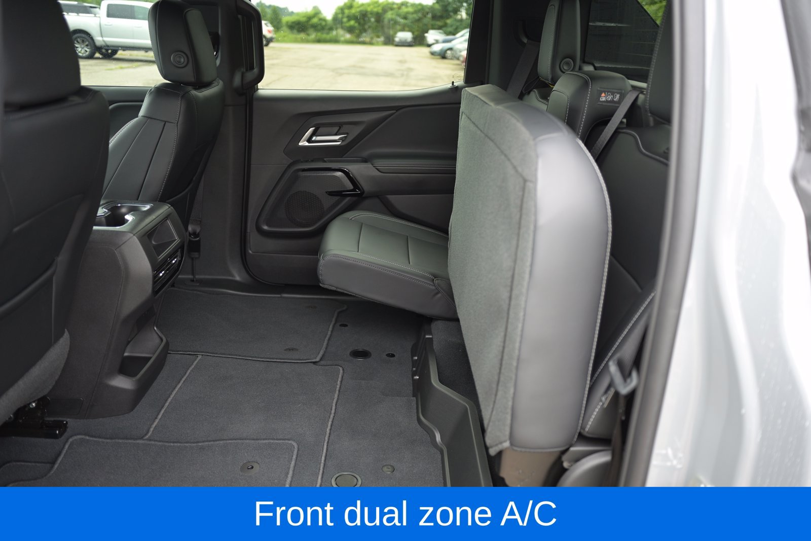 Used 2026 Chevrolet Silverado EV LT AWD/4WD image 34