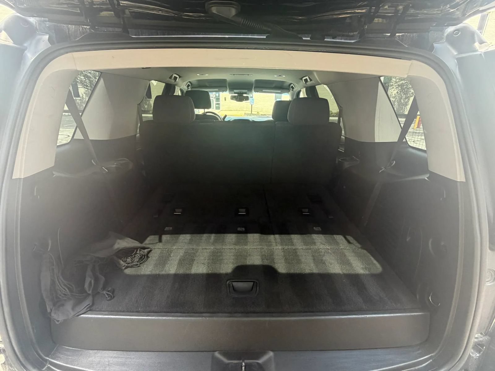 Used 2020 GMC Yukon SLE w/ SLE Value Package RWD image 9