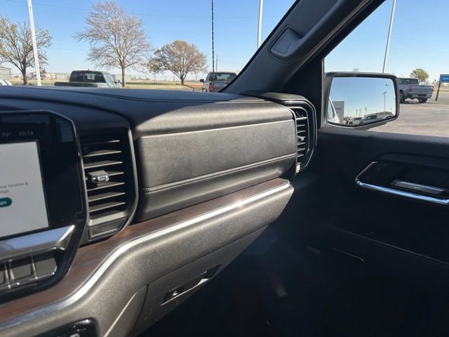 Used 2024 GMC Sierra 1500 SLT w/ SLT Premium Plus Package image 27