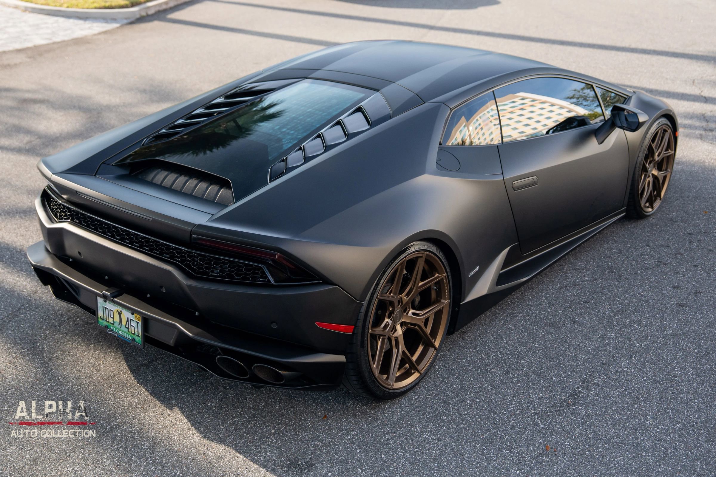 Used 2015 Lamborghini Huracan LP 610-4 image 9