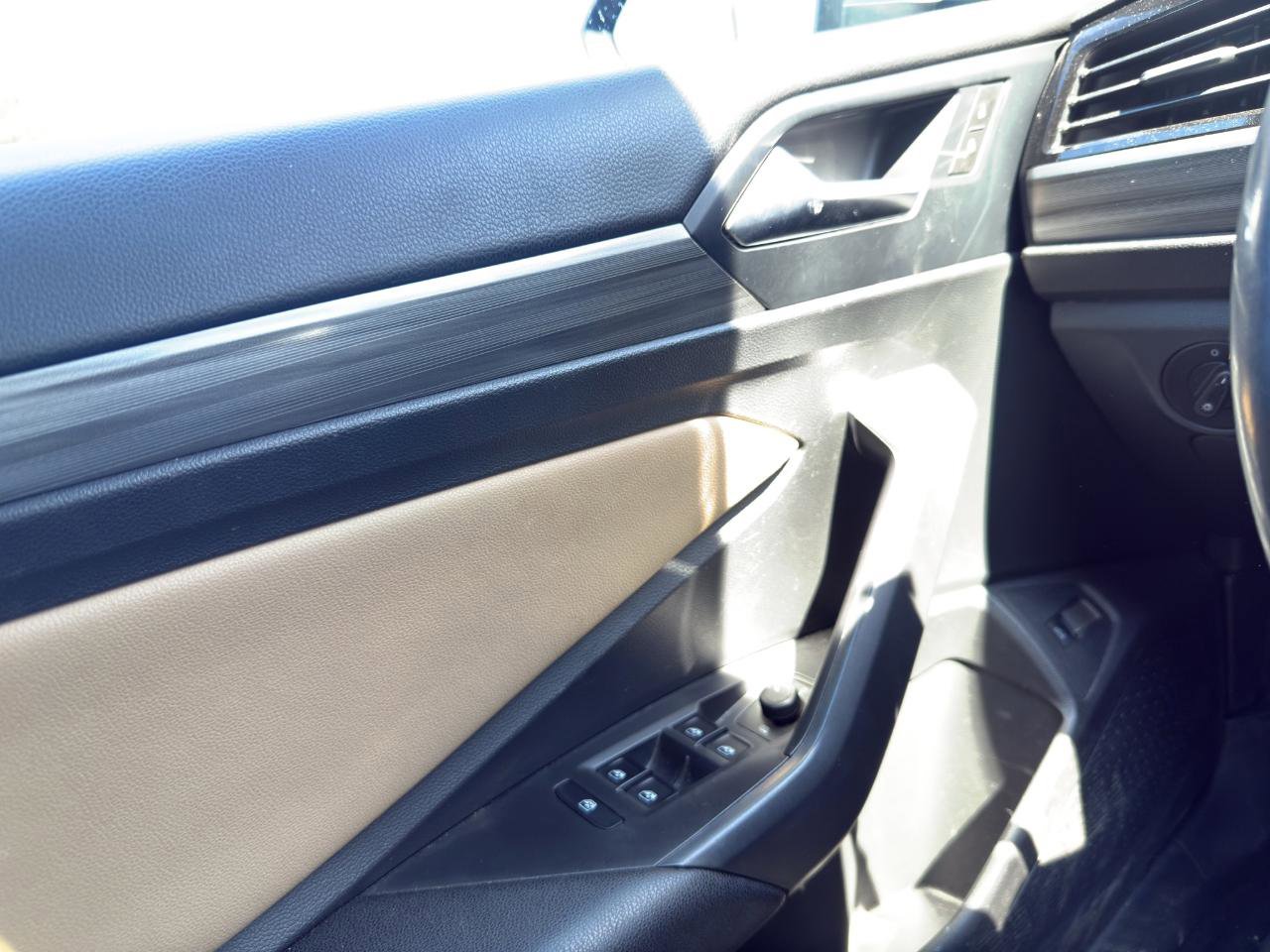Used 2019 Volkswagen Jetta SEL image 12