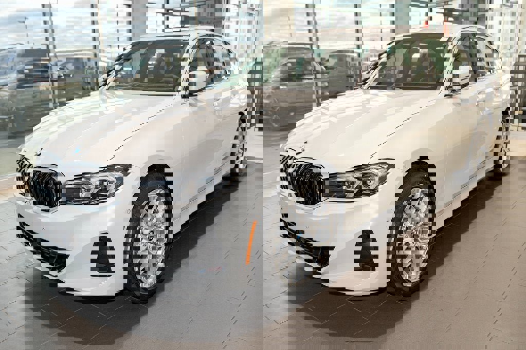 New 2026 BMW 330i xDrive Sedan w/ Premium Package image 3