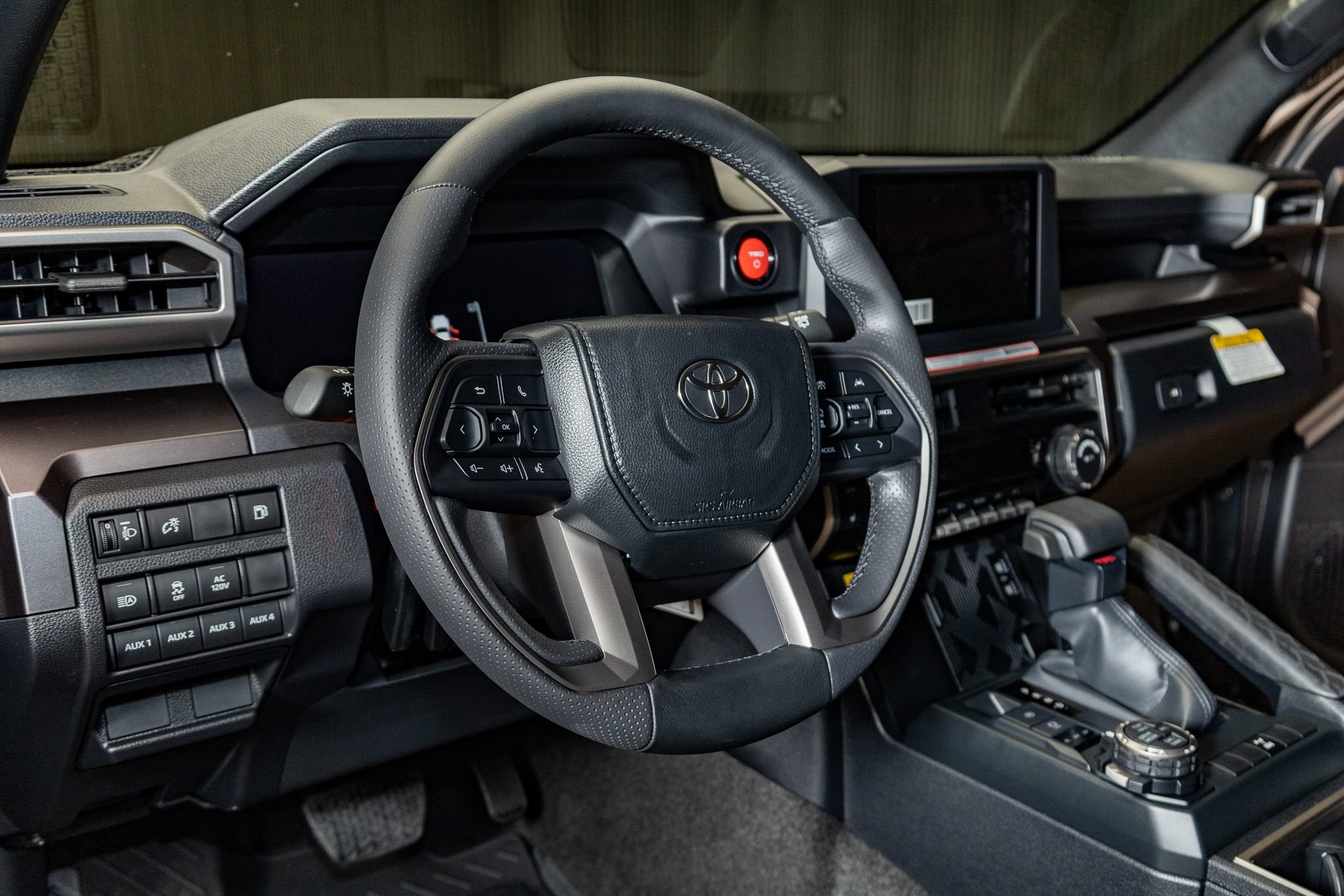 Used 2025 Toyota 4Runner TRD Off-Road image 17