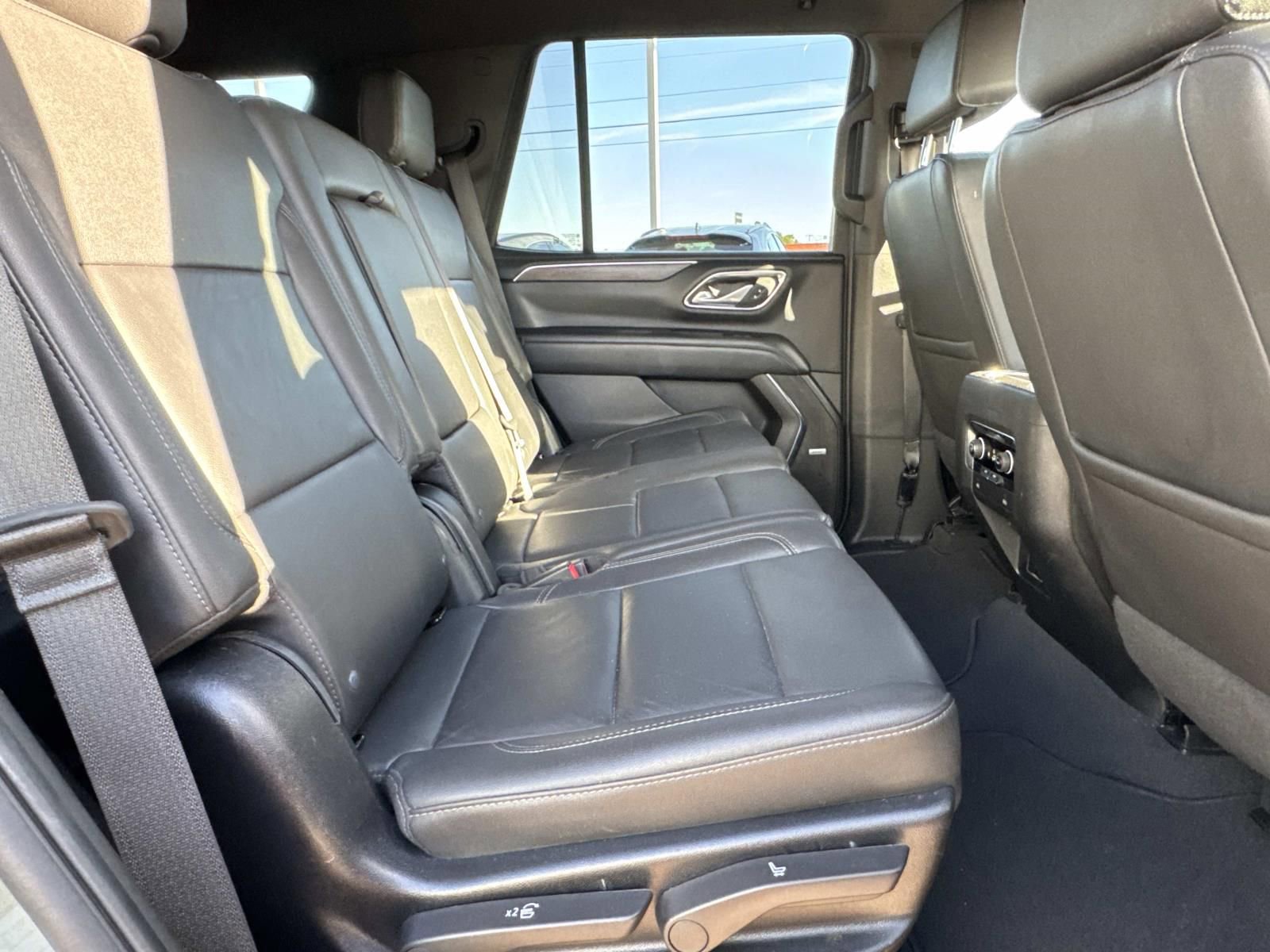 Used 2024 Chevrolet Tahoe LT RWD image 11