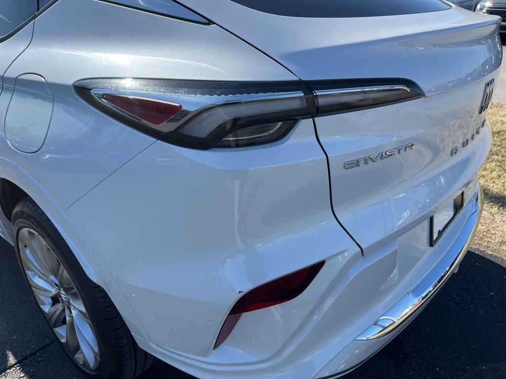Used 2024 Buick Envista Avenir image 13