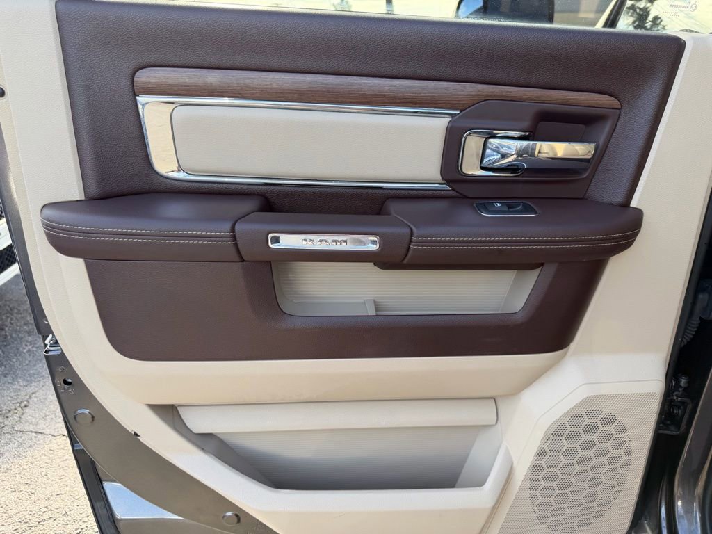 Used 2016 RAM 1500 Laramie w/ Convenience Group image 29