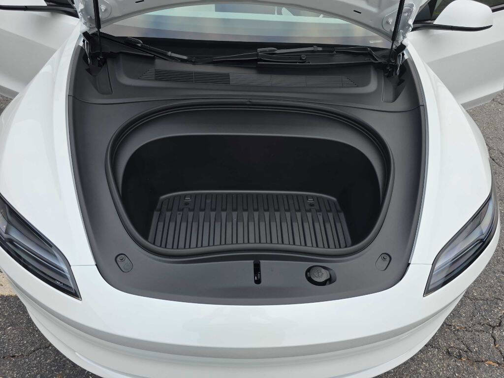 Used 2025 Tesla Model 3 Long Range image 21