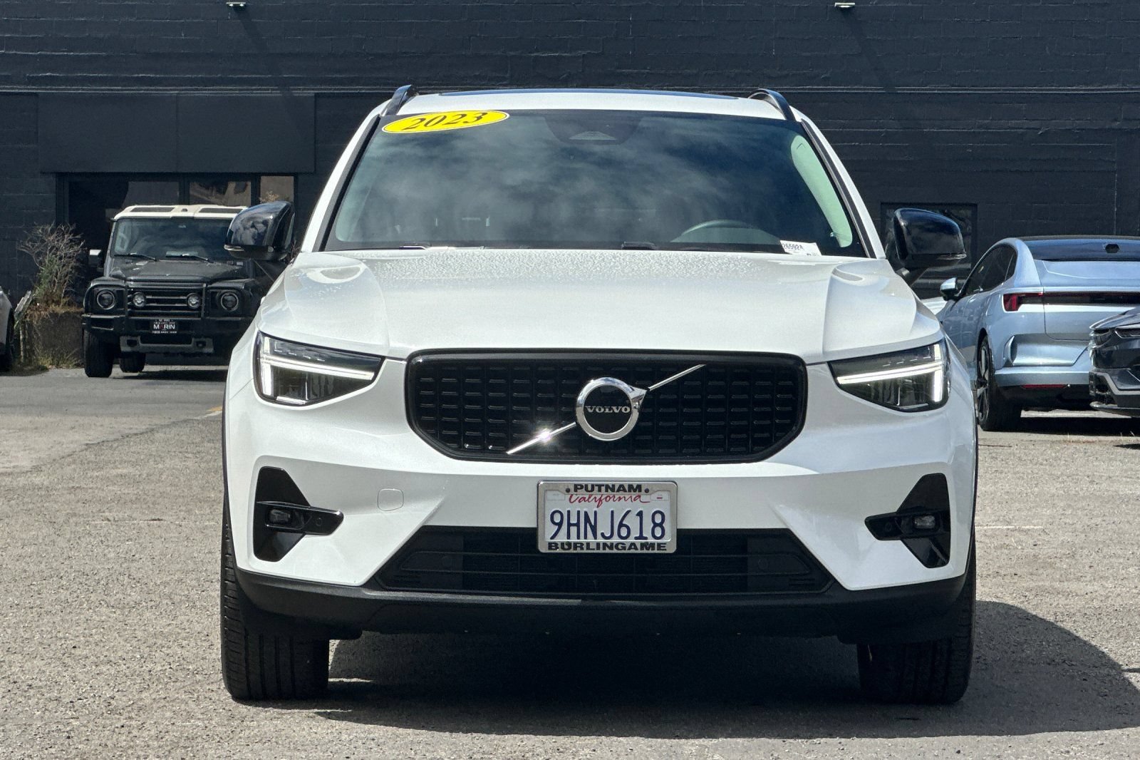 Certified 2023 Volvo XC40 B4 Plus FWD image 11