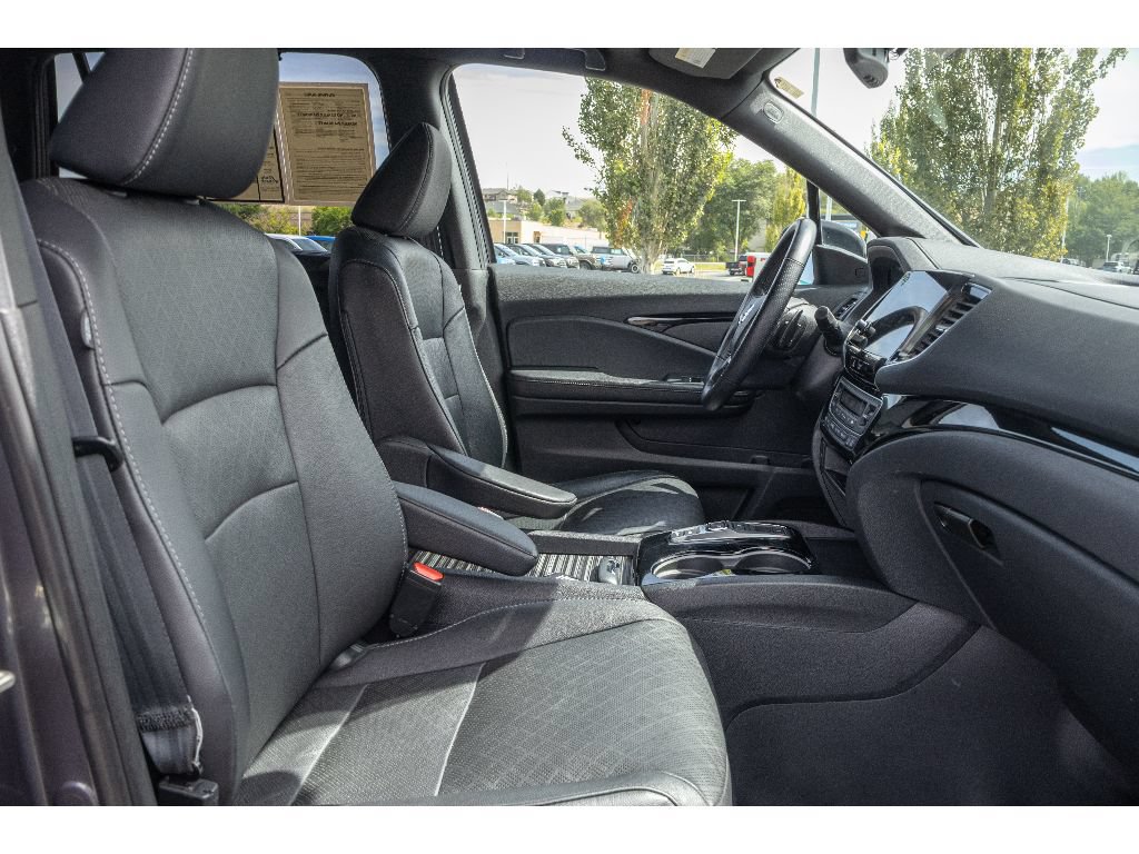 Used 2020 Honda Passport Touring image 11