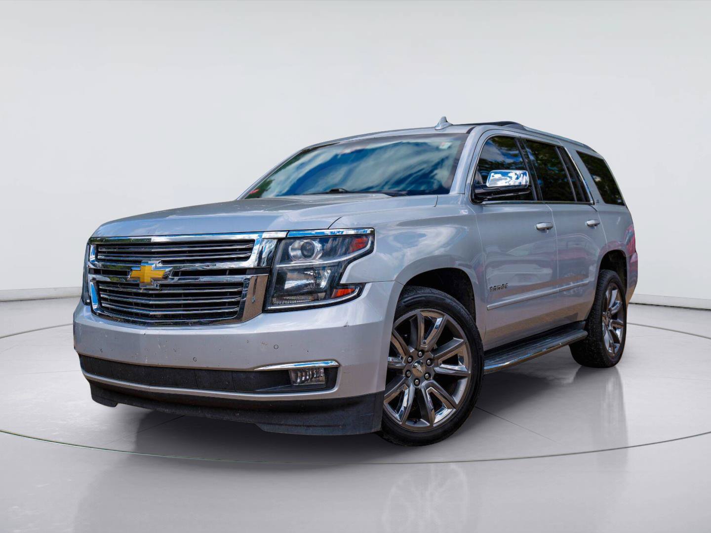 Used 2015 Chevrolet Tahoe LTZ RWD image 1