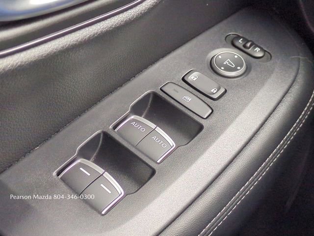 Used 2025 Honda HR-V EX-L image 25