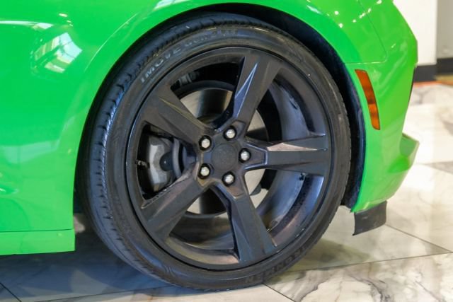 Used 2017 Chevrolet Camaro LT RWD image 66