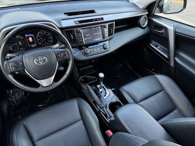 Used 2018 Toyota RAV4 Limited AWD/4WD image 11