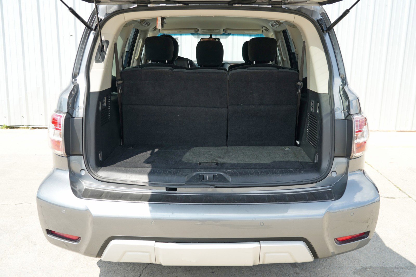 Used 2018 Nissan Armada SV w/ Driver Package image 9