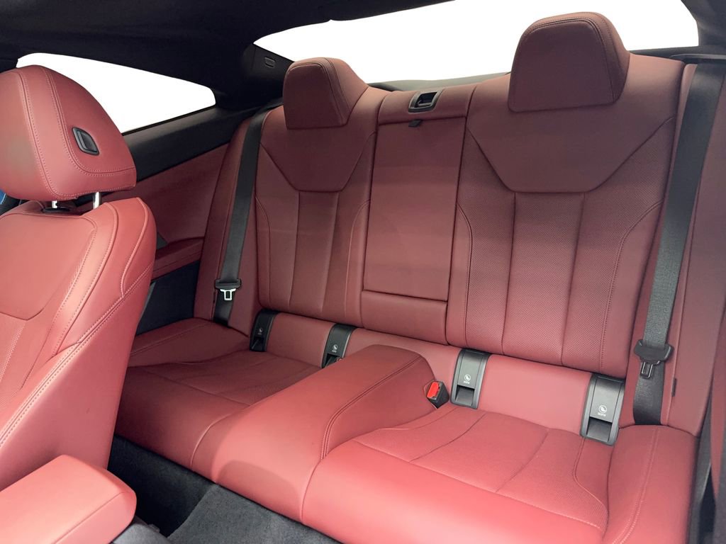 Used 2025 BMW M440i Coupe w/ Premium Package image 34