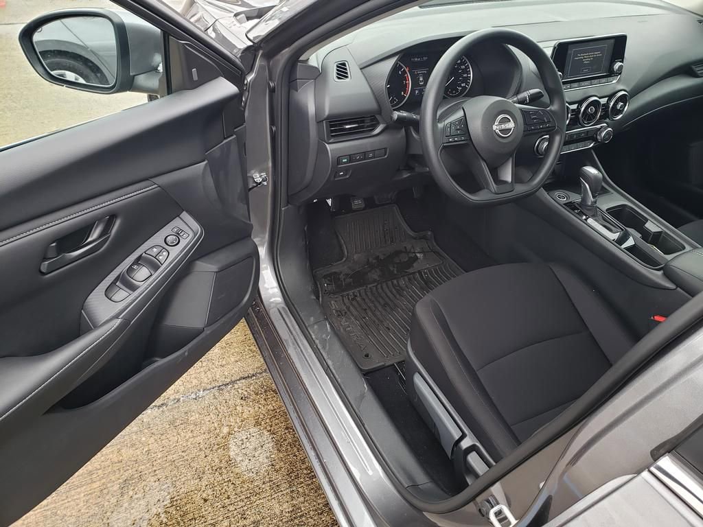 Certified 2025 Nissan Sentra S FWD image 12