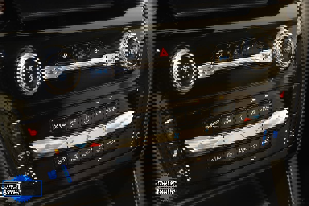 Used 2022 Ford Explorer Limited w/ Hybrid Equipment Group 310A image 32