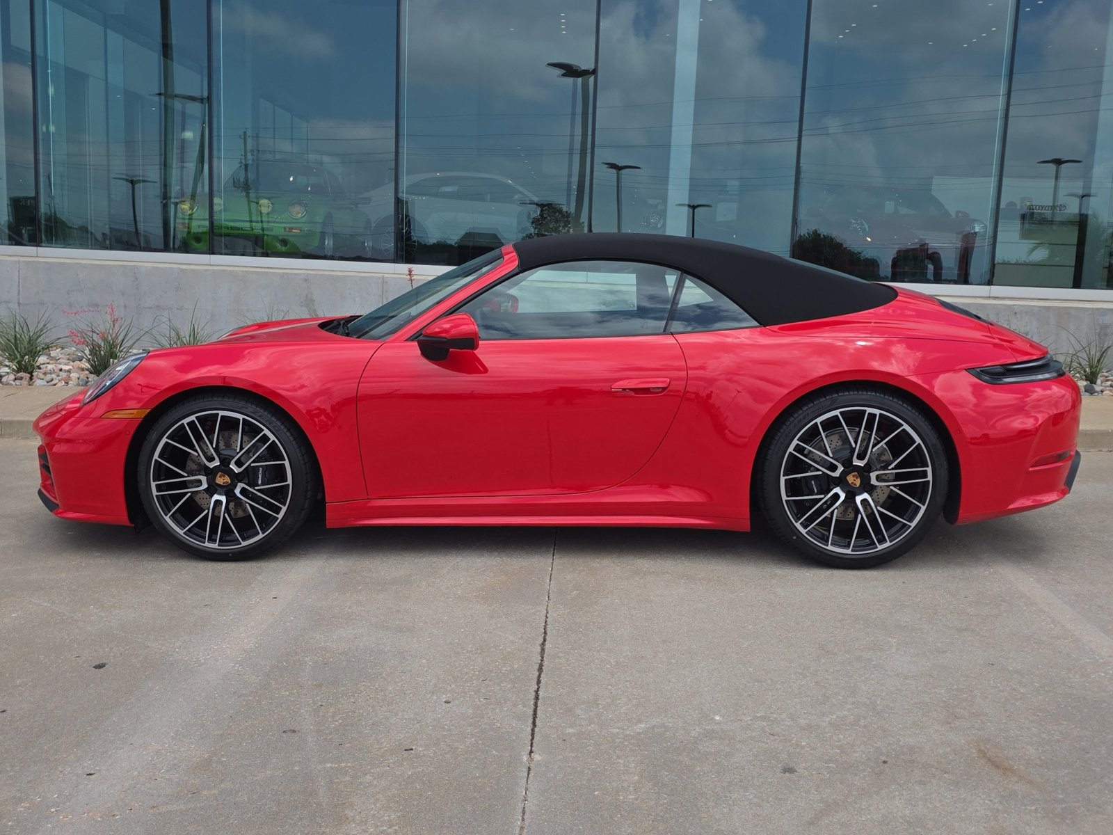 New 2026 Porsche 911 Carrera RWD image 2