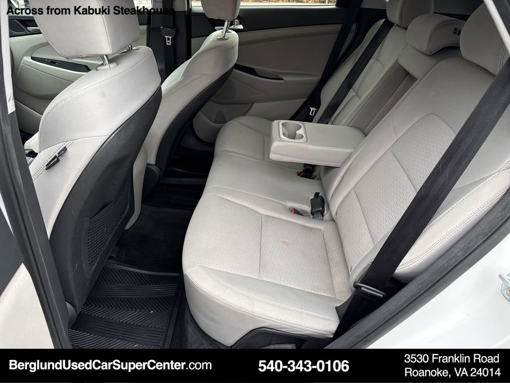 Used 2019 Hyundai Tucson SE image 12